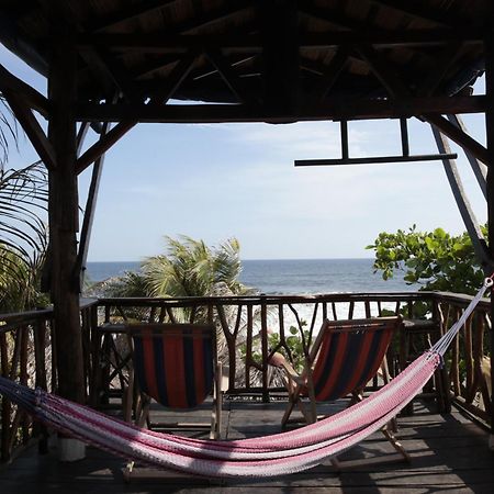 Mano A Mano Eco Hostal Las Penitas Exterior photo