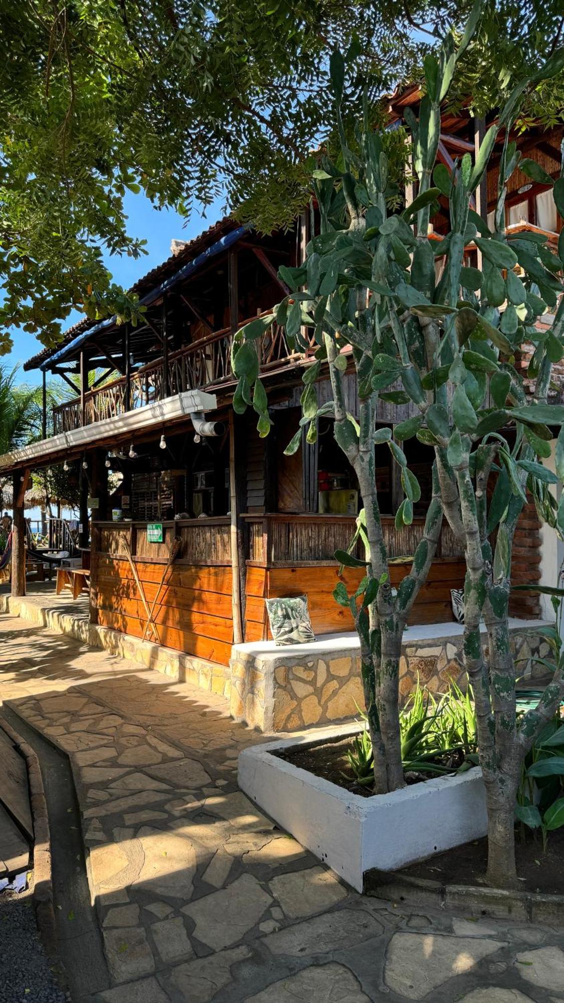 Mano A Mano Eco Hostal Las Penitas Exterior photo