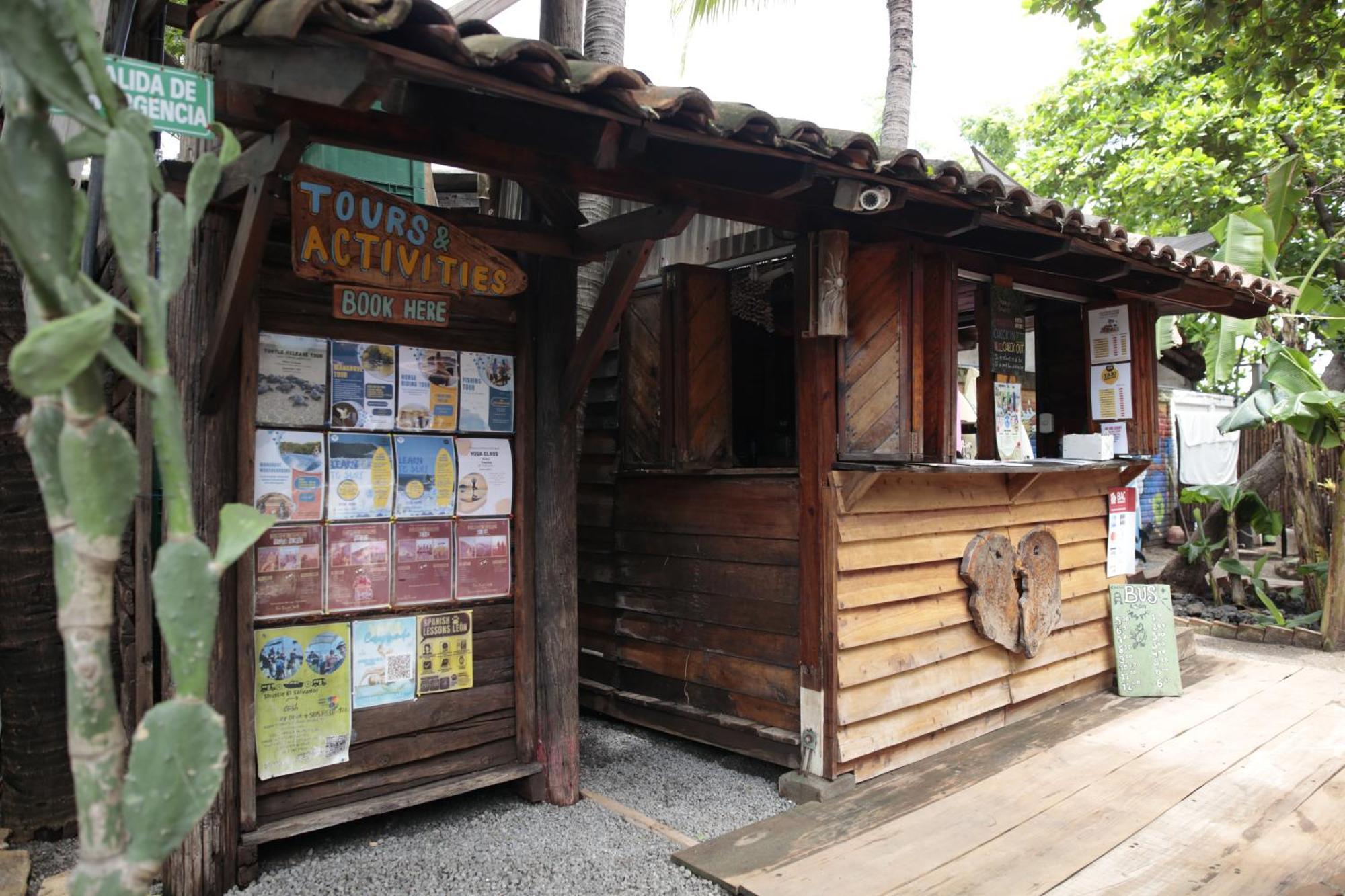 Mano A Mano Eco Hostal Las Penitas Exterior photo